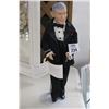 Image 1 : George Burns Autographed Figurine