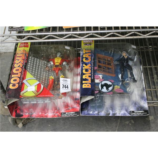 2-Black Cat Figurines in Box - 2 X $