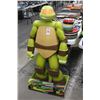 Image 1 : Teenage Mutant Ninja Turtle  4' Michael Angelo Figurine