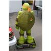 Image 2 : Teenage Mutant Ninja Turtle  4' Michael Angelo Figurine