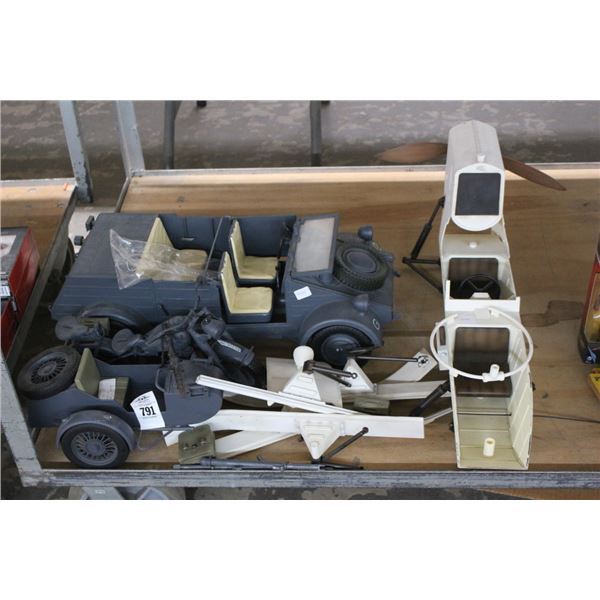 GI Joe Motorcycle w/Side Kick Car, Helicopter