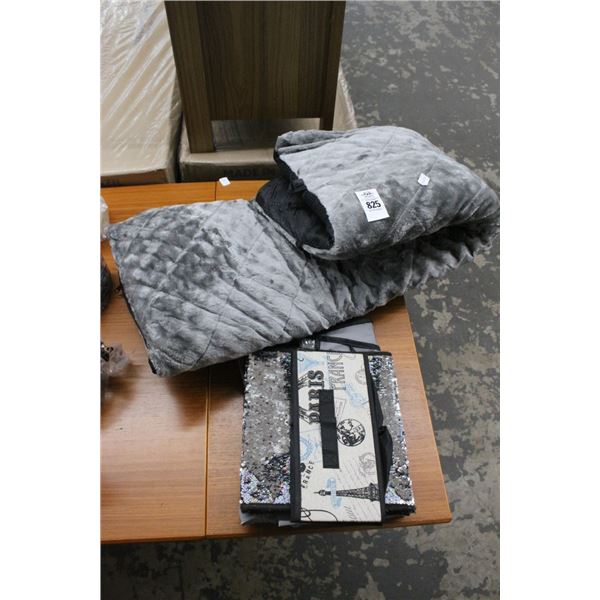 Grey Pad, Fold Out Storage Bins