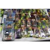 Image 5 : 43-Star Wars Collector Figurines - 43 X $