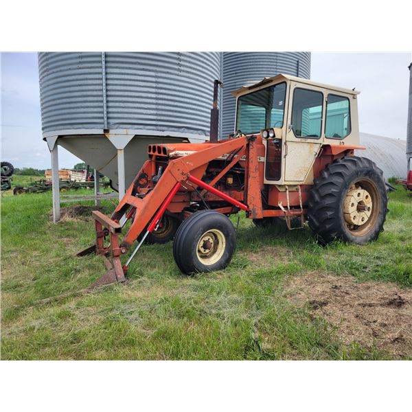 Allis Chalmers 190 Tractor with loader, diesel, showing 7540 hrs, PTO, Goodyear 18.4-34 rear rubber,