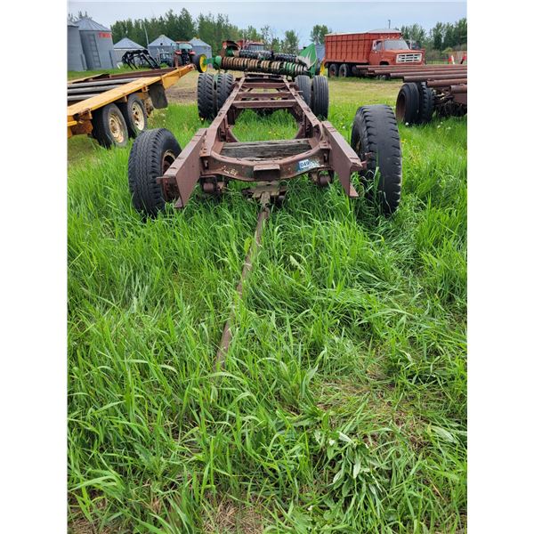Homemade trailer truck frame, approx. 34 ft, no floor, 4 rear rubber 11R/22.5, 2 front 10.00/20 12 p