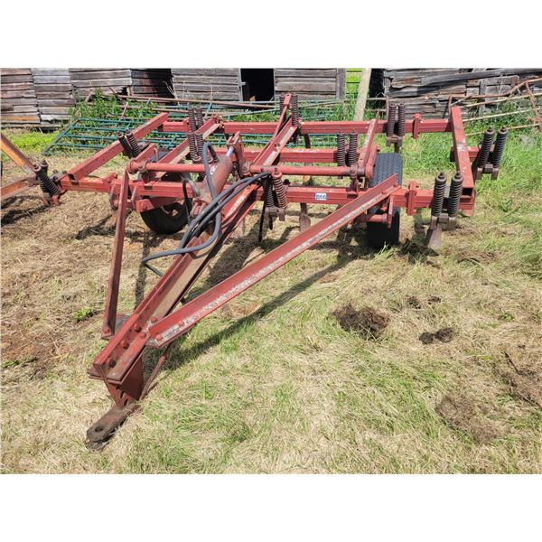 Approx 10ft International Cultivator. Located at 23012 Twp 604, North West of Thorhild. Viewing is J