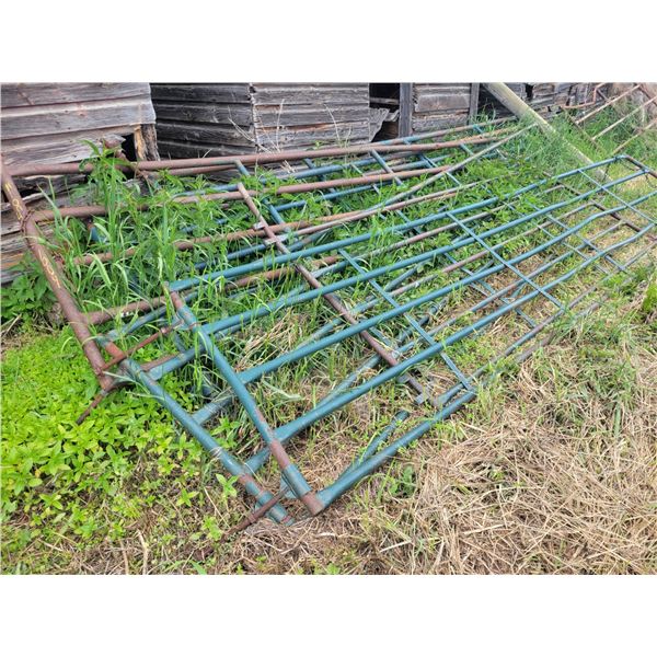 6 gate panels. Approx 16-20ft metal. Some are bent.   Located at 23012 Twp 604, North West of Thorhi