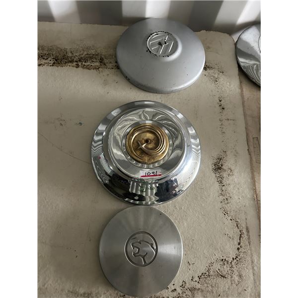 3 hubcaps- Volkswagen, Jaguar etc ,Selling all together