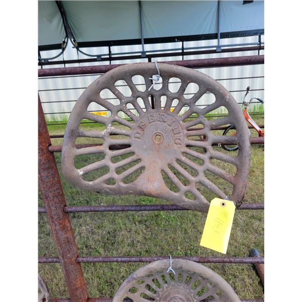 Deering seat