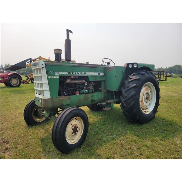 Oliver 1800 diesel Open Station,  3 hyds, PTO, No key, 2947 hrs, believe to be original, Running  SN