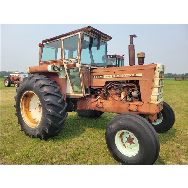 Cockshutt 1850, gas, continental cab, heater, a/c, 4 hyds hydra-power drive, 540 PTO, 20.8 x 34 rear