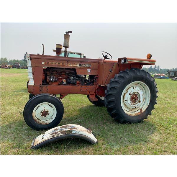 Cockshutt 1550 diesel tractor, hydra  power, 540 PTO, needs engine work , very nice exterior shape ,