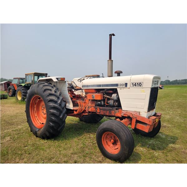 Case David Brown 1410 4cyl diesel, 3pt hitch, 2 hyds, PTO, good 18.4 x 34's, has key in ignition, ha