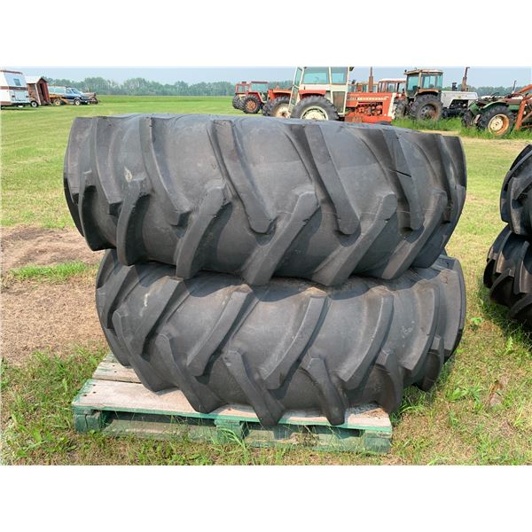 I.H rims c/w 20.8 x 38's