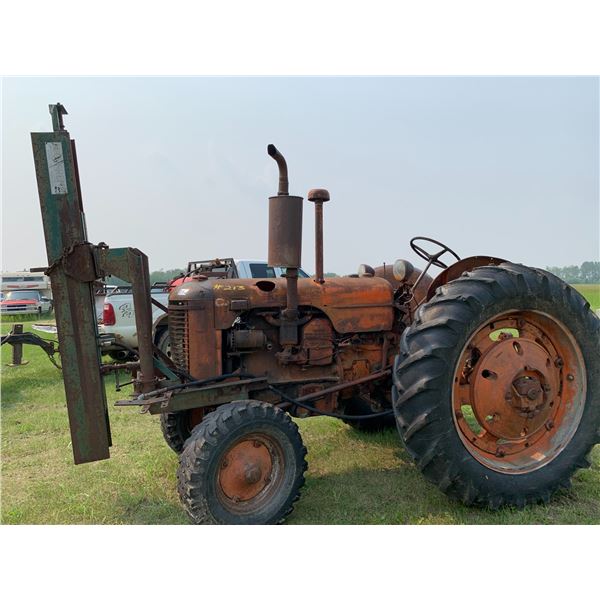 Case tractor c/w frt mount post pounder, pulley, PTO, not running & not seized