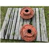 Image 2 : 2 Case tractor hubs