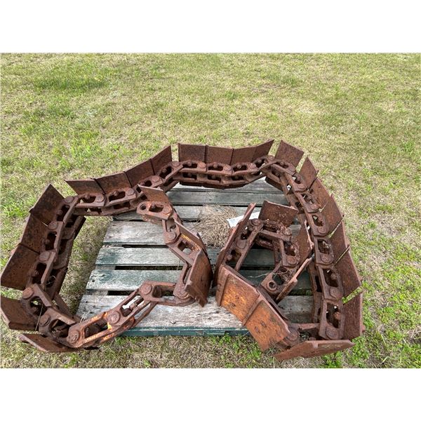 14" cat track