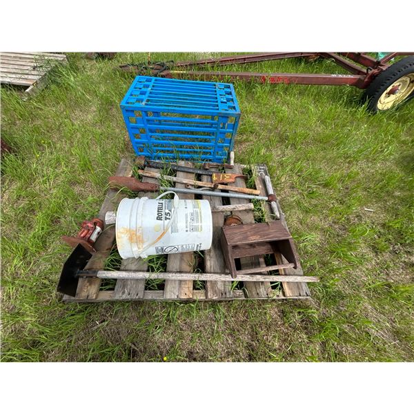 Pallet of old hand tools, hyd jack, comb. Wrenches, blue metal cage