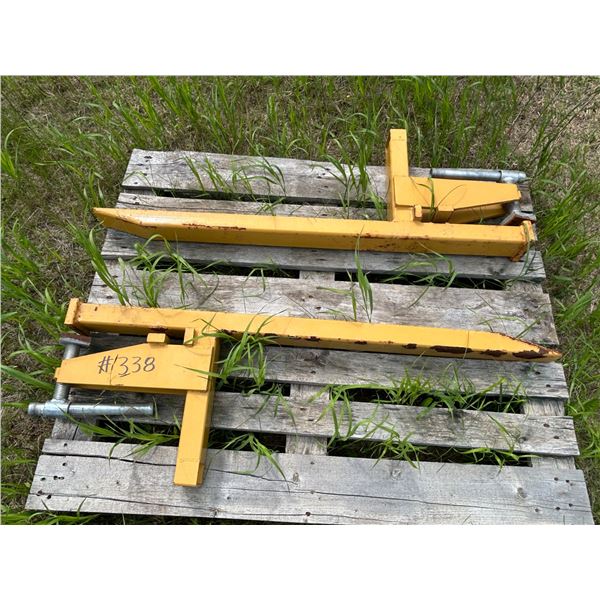 Bolt on fork attachment , 32" forks