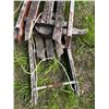 Image 3 : Very old sleigh