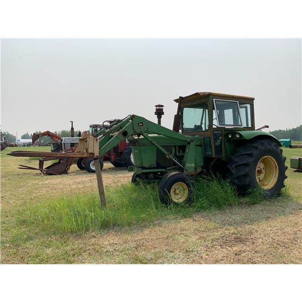 JD 4020, cab, c/w 148 front end loader, bucket, 2 prong bale fork, 2 hyds, PTO, good 23.1 x 30's rea