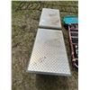 Image 4 : Alum truck tool box
