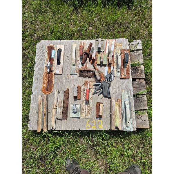 Pallet of cement tools, selling as together