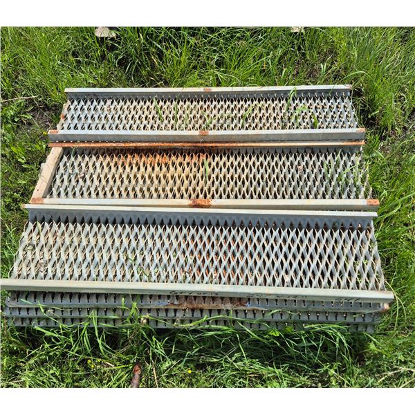 Approx 13 -12"X48" metal grating