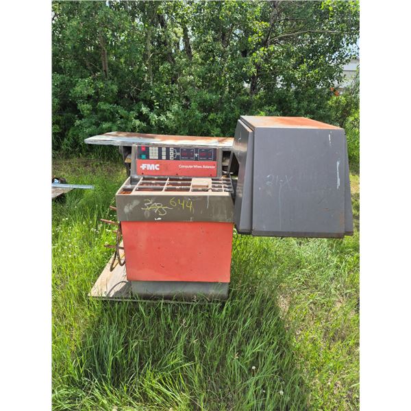 FMC computer wheel balancer, as is