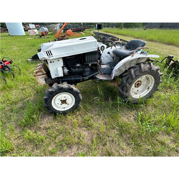 Iseki front wheel assist tractor, 3pt , not running, showing 1313hrs