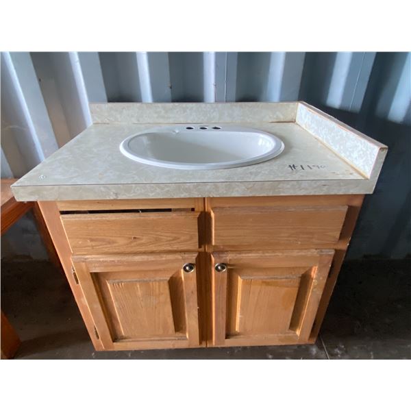 Sink & vanity , 22" x 33"