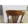 Image 2 : Antique Oak Arm Chair