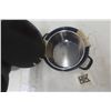 Image 5 : Canner, Enamel Pot and Basket, Appears New