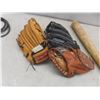 Image 3 : 3 Baseball Gloves Kids and Adult, Wood Baseball Bat and Dirt Bike Riding Gloves