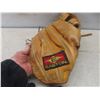 Image 5 : 3 Baseball Gloves Kids and Adult, Wood Baseball Bat and Dirt Bike Riding Gloves