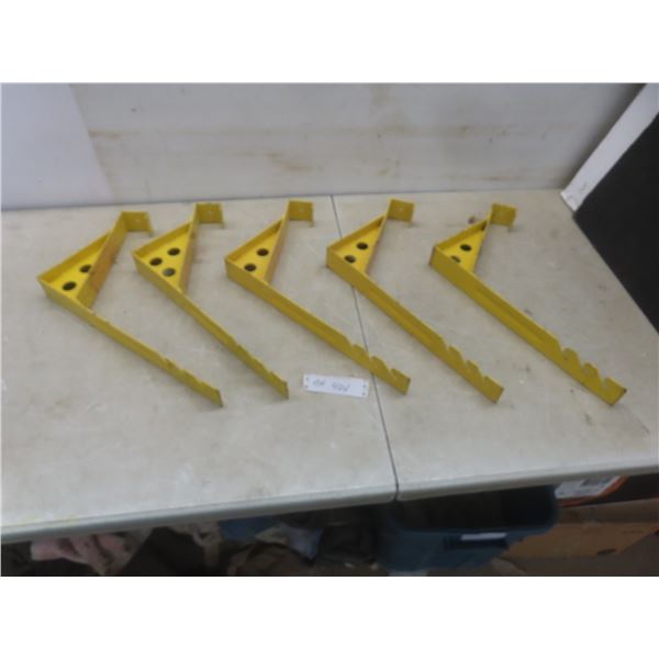 5 Roof Jacks/ Rapson Endura Brackets