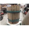 Image 5 : Manual Wine Press with Wood Basket, Vintage Traditional Junior  and Wine Grape Pre-Crusher