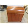 Image 1 : Cylinder-Style Roll-Top Desk – 38" x 18" x 35"