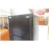 Image 3 : Whirlpool Fridge with Top Freezer – 65" x 29" x 30"