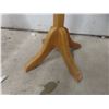 Image 4 : Wooden Coat Tree