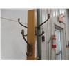 Image 6 : Wooden Coat Tree