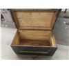 Image 6 : Vintage Steamer Trunk – 17" x 28½" x 15"