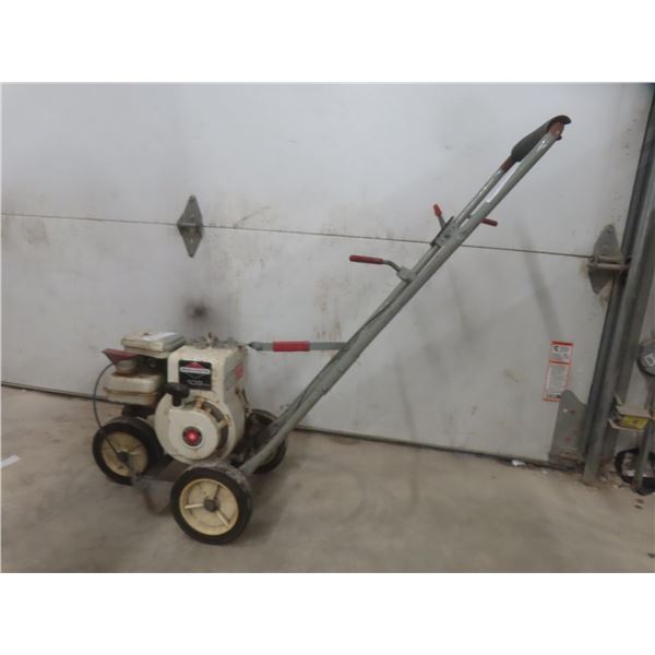 Star Clipper Walk-Behind Lawn Edger – Briggs and Stratton 2HP Engine – Has Compression