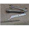 Image 7 : Kawasaki Wrenches with Case, New 15ft Tie-Out Chain, 9-Piece Hex Key Set and Rochester Carb Tuning