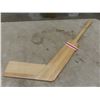 Image 7 : Oldtimers Hockey Challenge Autographed Goal Stick