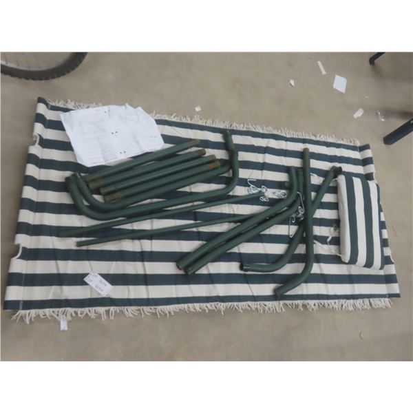 Self-Standing Hammock – 70"