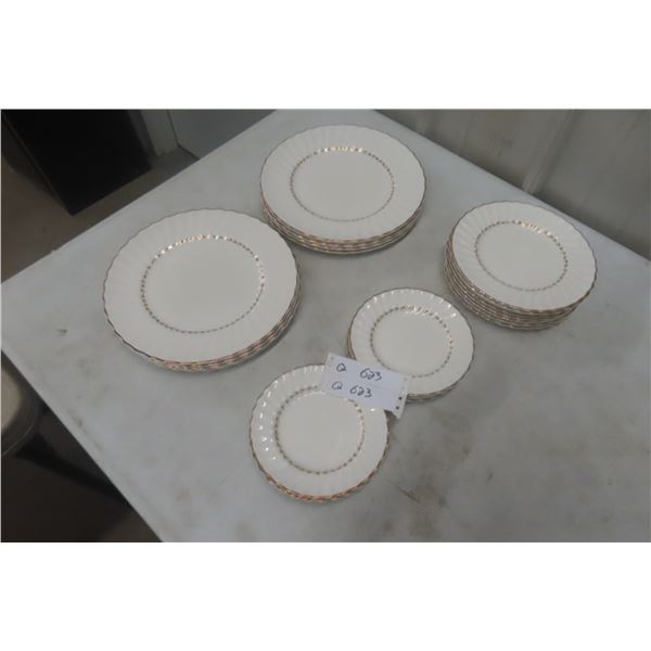 Royal Doulton Adrian Fine Bone China — 23-Piece Place Setting (England)