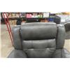 Image 2 : Leather-Style Power Recliner, Good Condition
