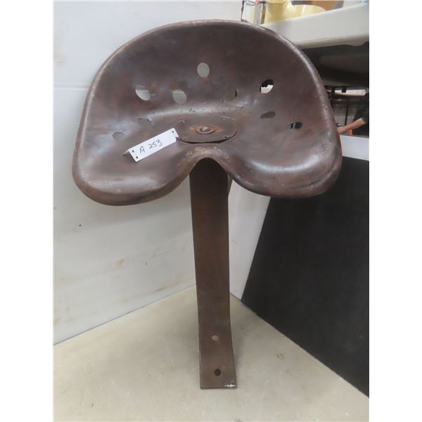 Tractor/Implement Metal Seat