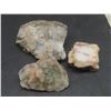Image 3 : 6 Quartz Pieces Largest 2 3/4" x 4½" x 3"